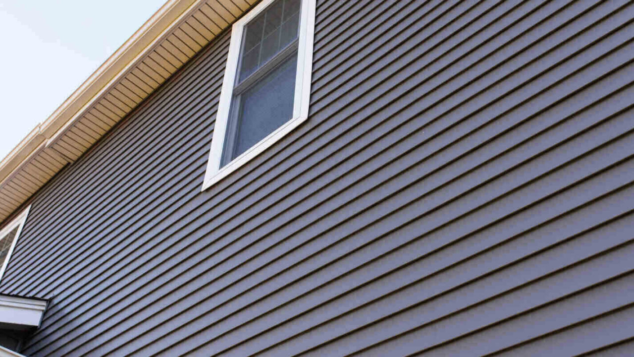 dark vinyl siding